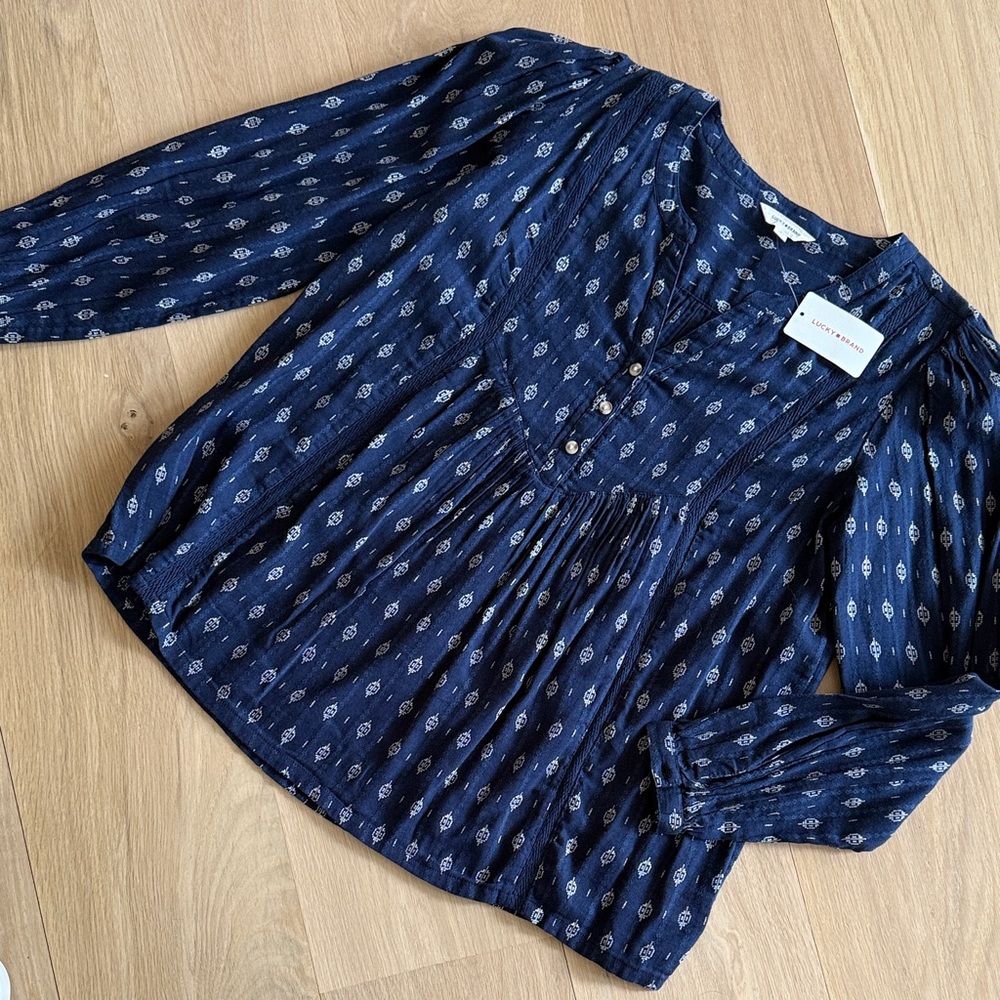 NWT Lucky Brand Navy Blue Printed Peasant Top